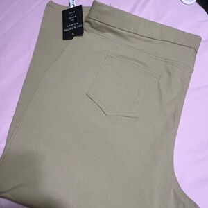 Zac & Rachel Beige Trousers